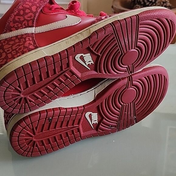 Nike Dunk Hi Skinny Sneakers - Picture 7 of 9